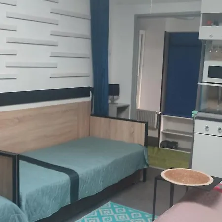 Mieszkanie Z Ogrodkiem Nr1 * Szczecinek