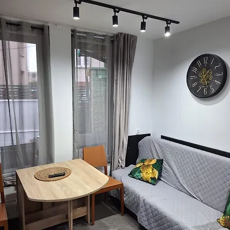 Mieszkanie 3 Pokoje-faktura