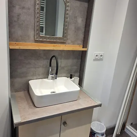 Noclegi 3 Pokoje Apartman *